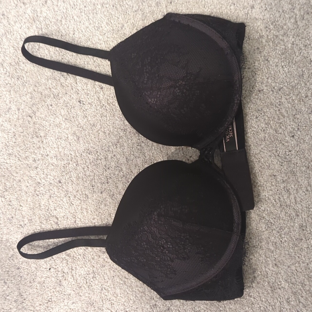 Victoria's secret black push up bra 34C